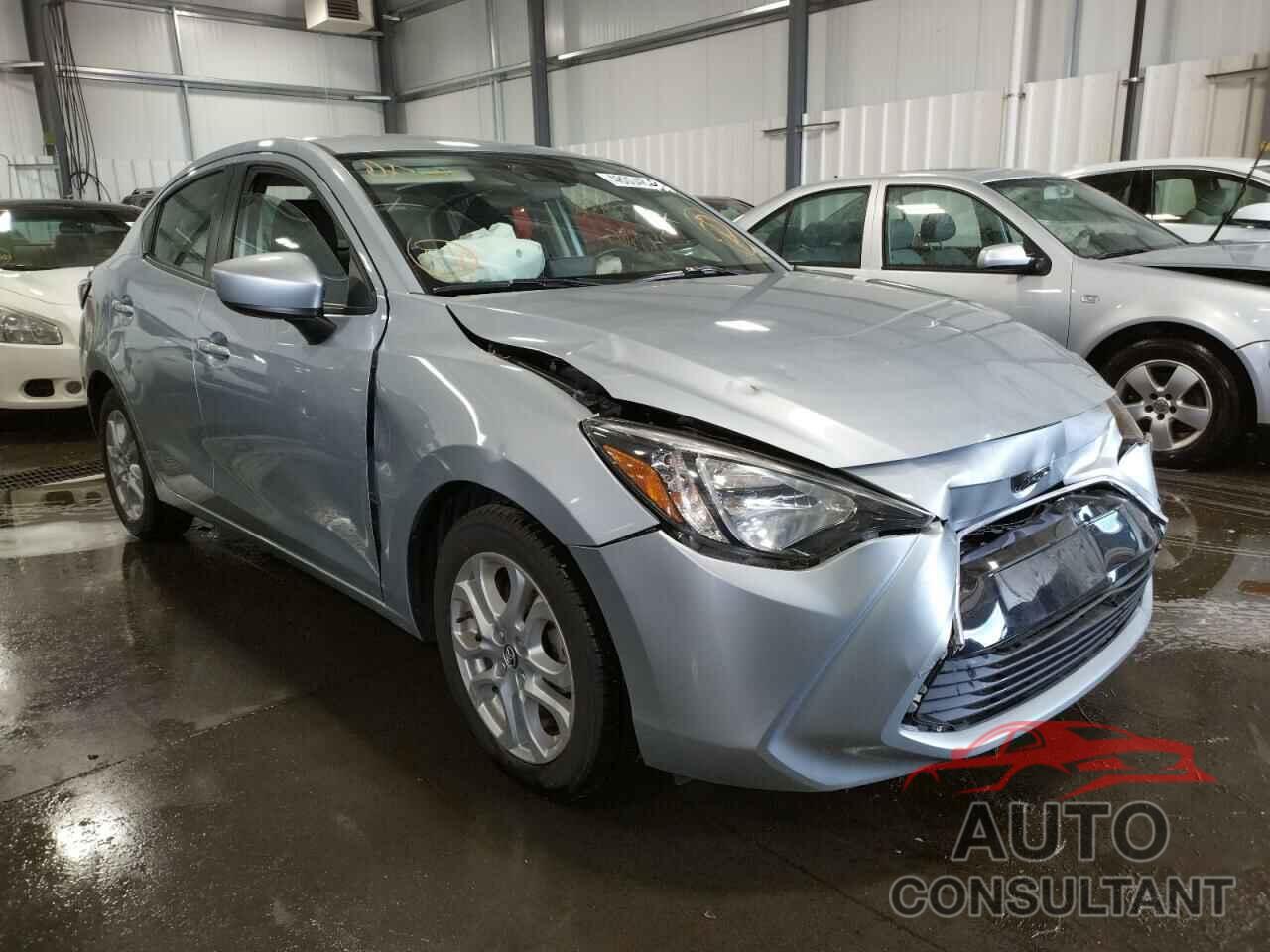 TOYOTA YARIS 2017 - 3MYDLBYV9HY155444