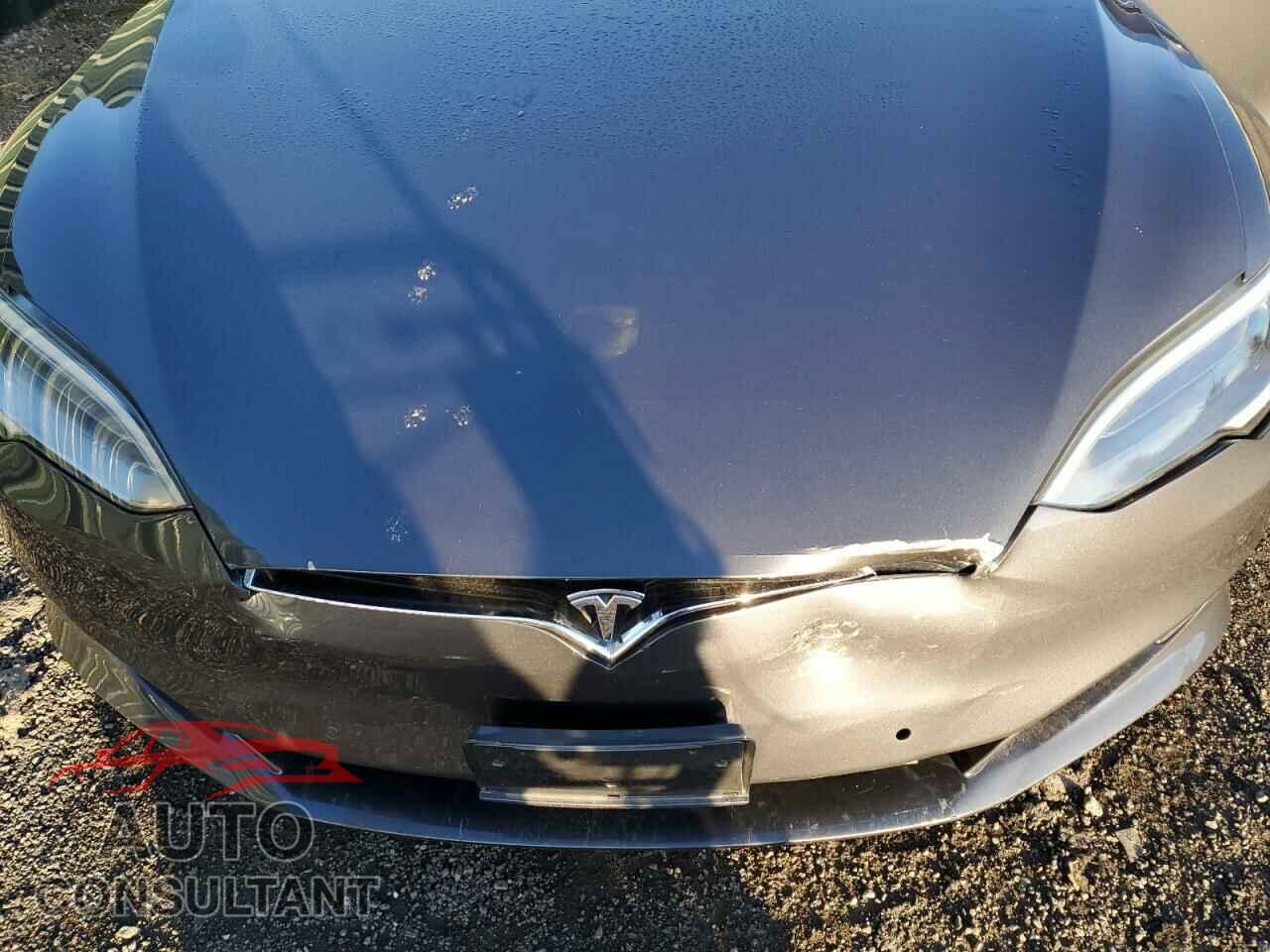 TESLA MODEL S 2017 - 5YJSA1E17HF203056