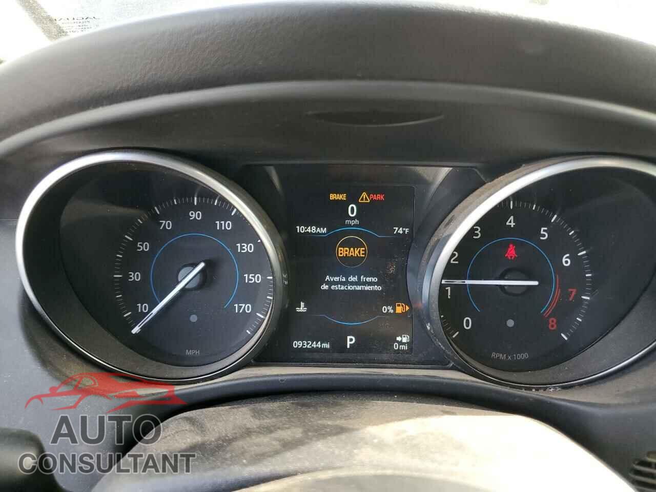 JAGUAR XE 2017 - SAJAE4BG2HA963965