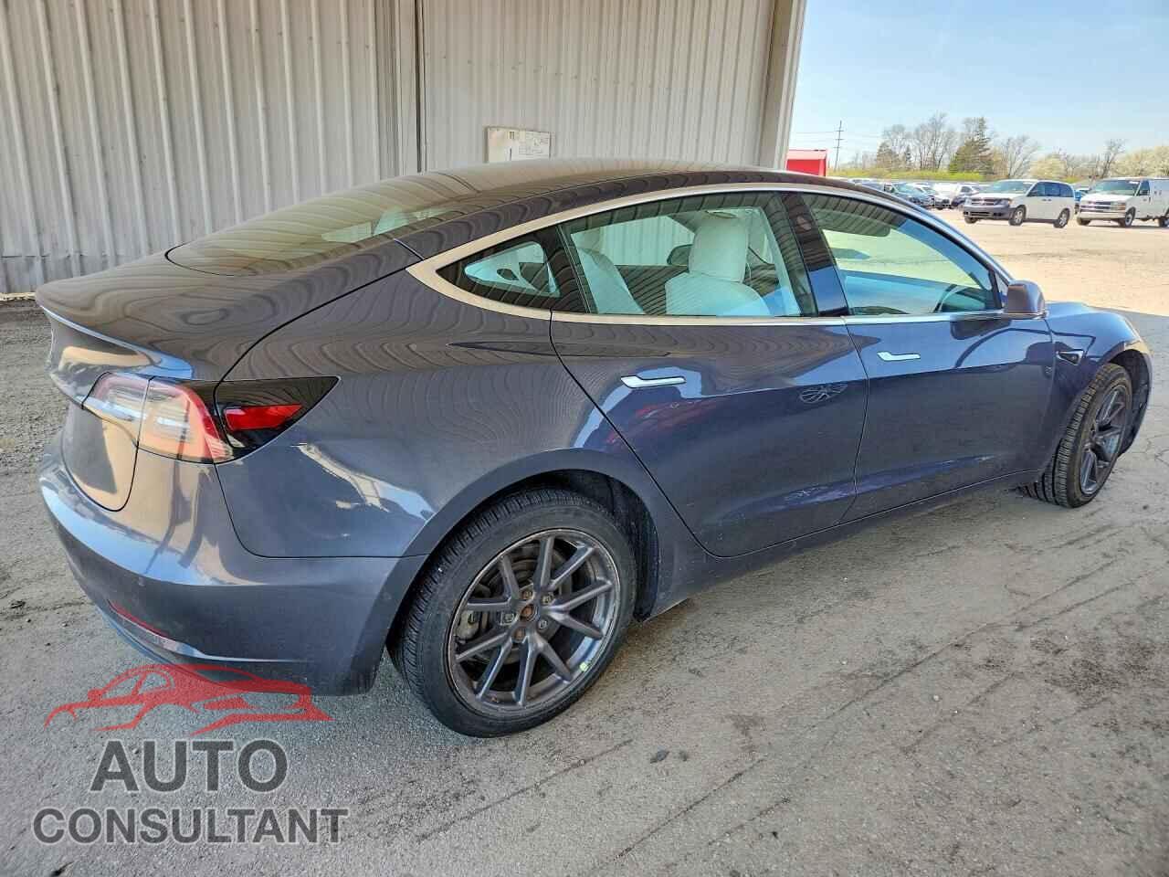 TESLA MODEL 3 2018 - 5YJ3E1EB1JF089708
