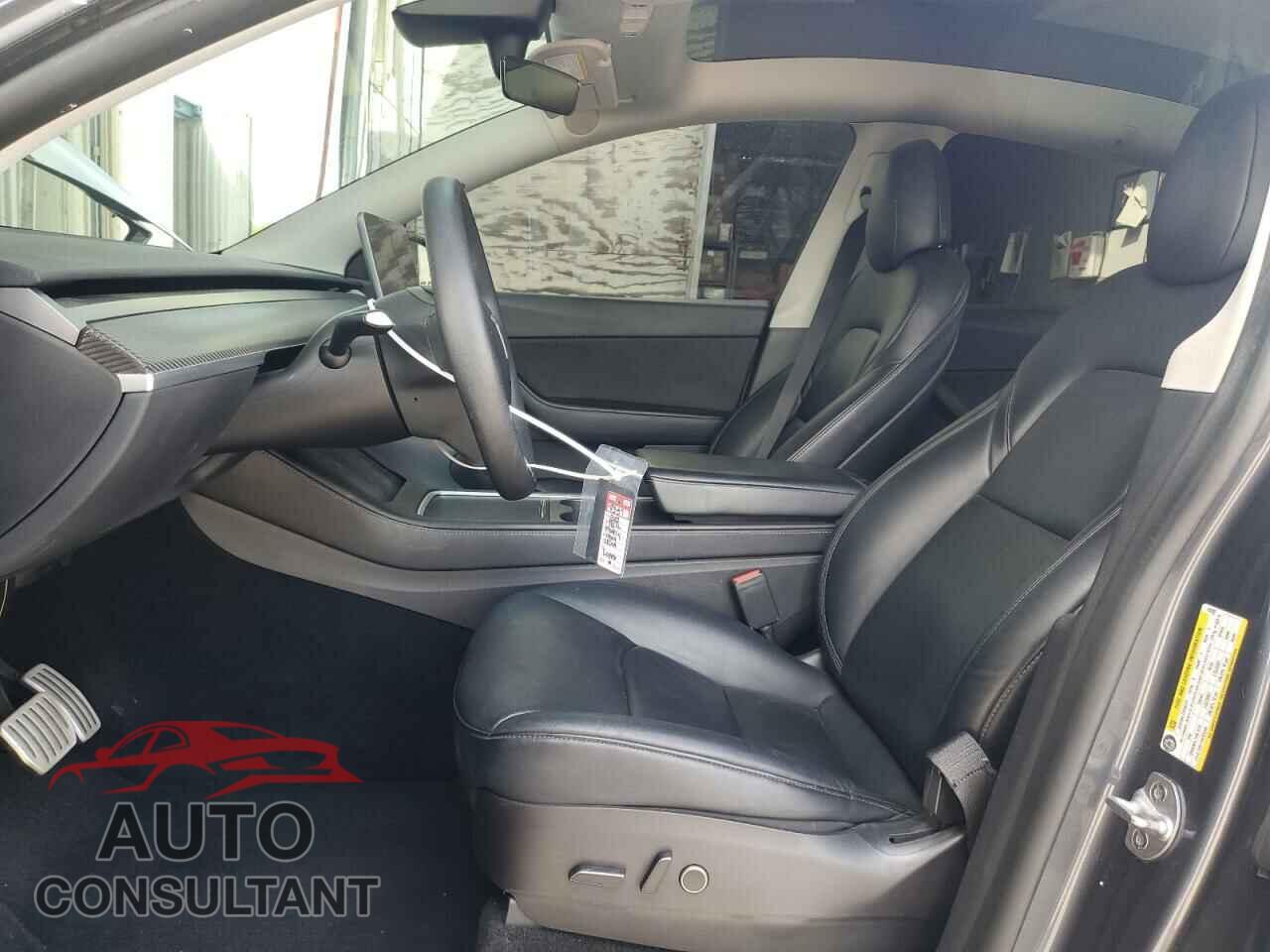 TESLA MODEL Y 2022 - 7SAYGDEF6NF455000