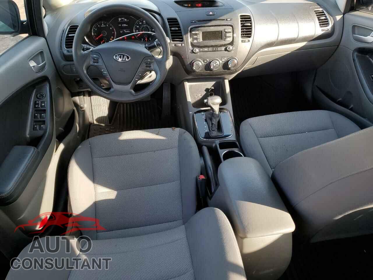KIA FORTE 2017 - 3KPFK4A77HE034348