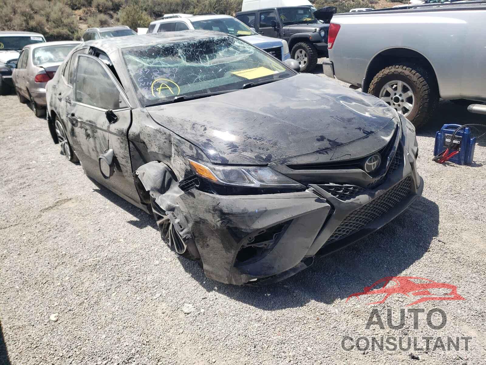 TOYOTA CAMRY 2018 - 4T1B11HK7JU098970