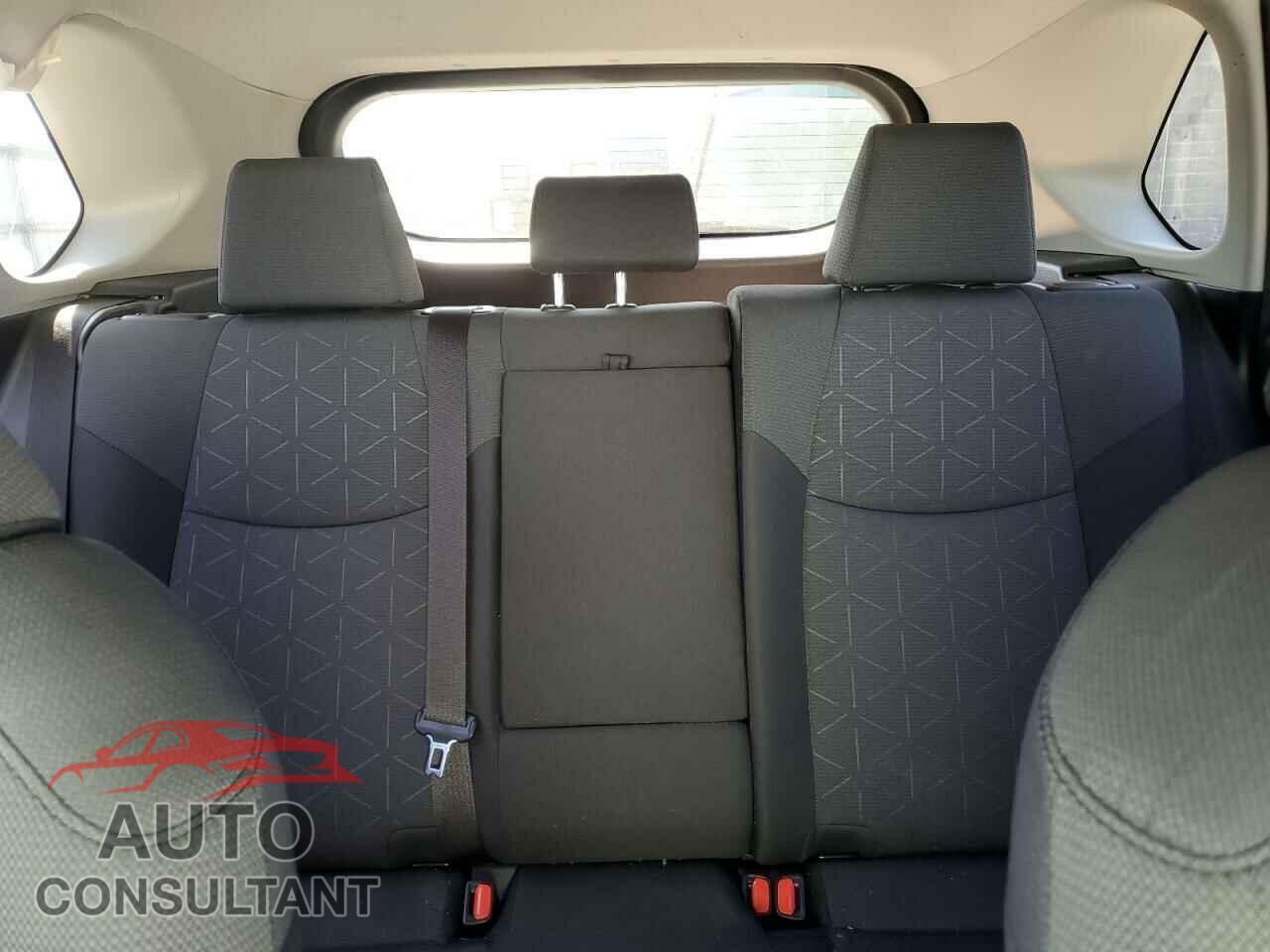 TOYOTA RAV4 2019 - JTMP1RFV3KD018264