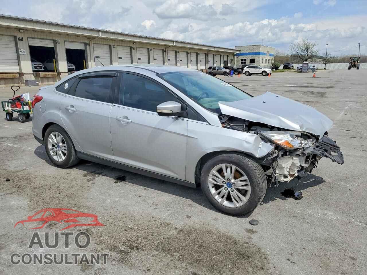 FORD FOCUS 2012 - 1FAHP3H28CL195876