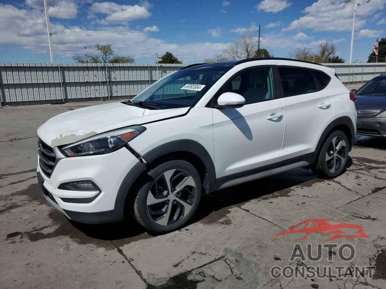 HYUNDAI TUCSON 2018 - KM8J3CA29JU669760