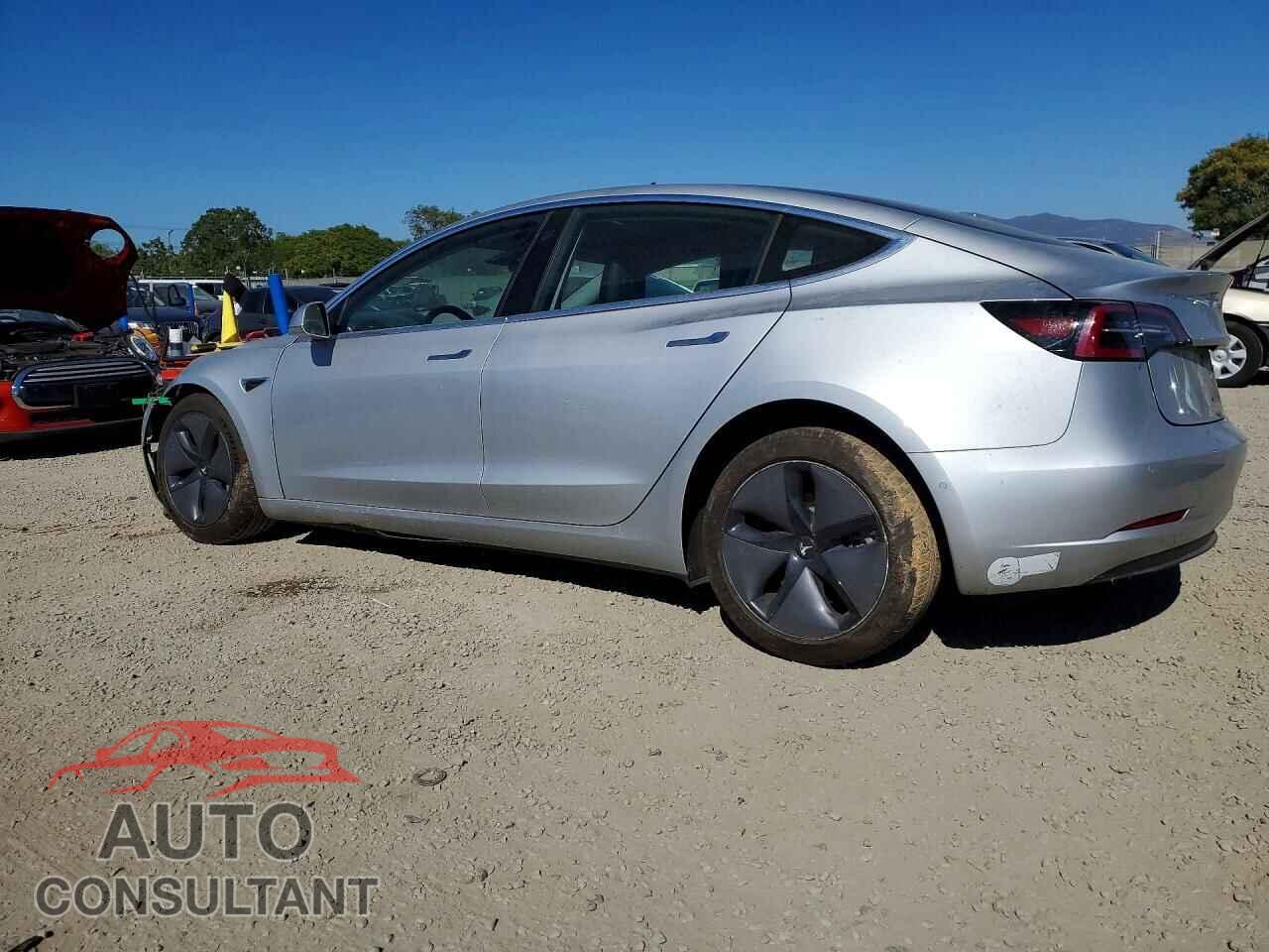 TESLA MODEL 3 2018 - 5YJ3E1EA5JF005249