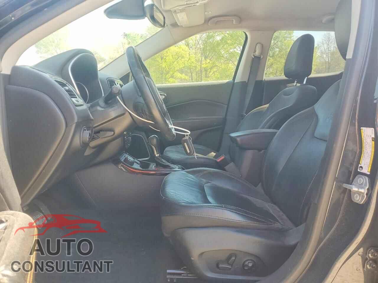 JEEP COMPASS 2018 - 3C4NJDCB2JT281536