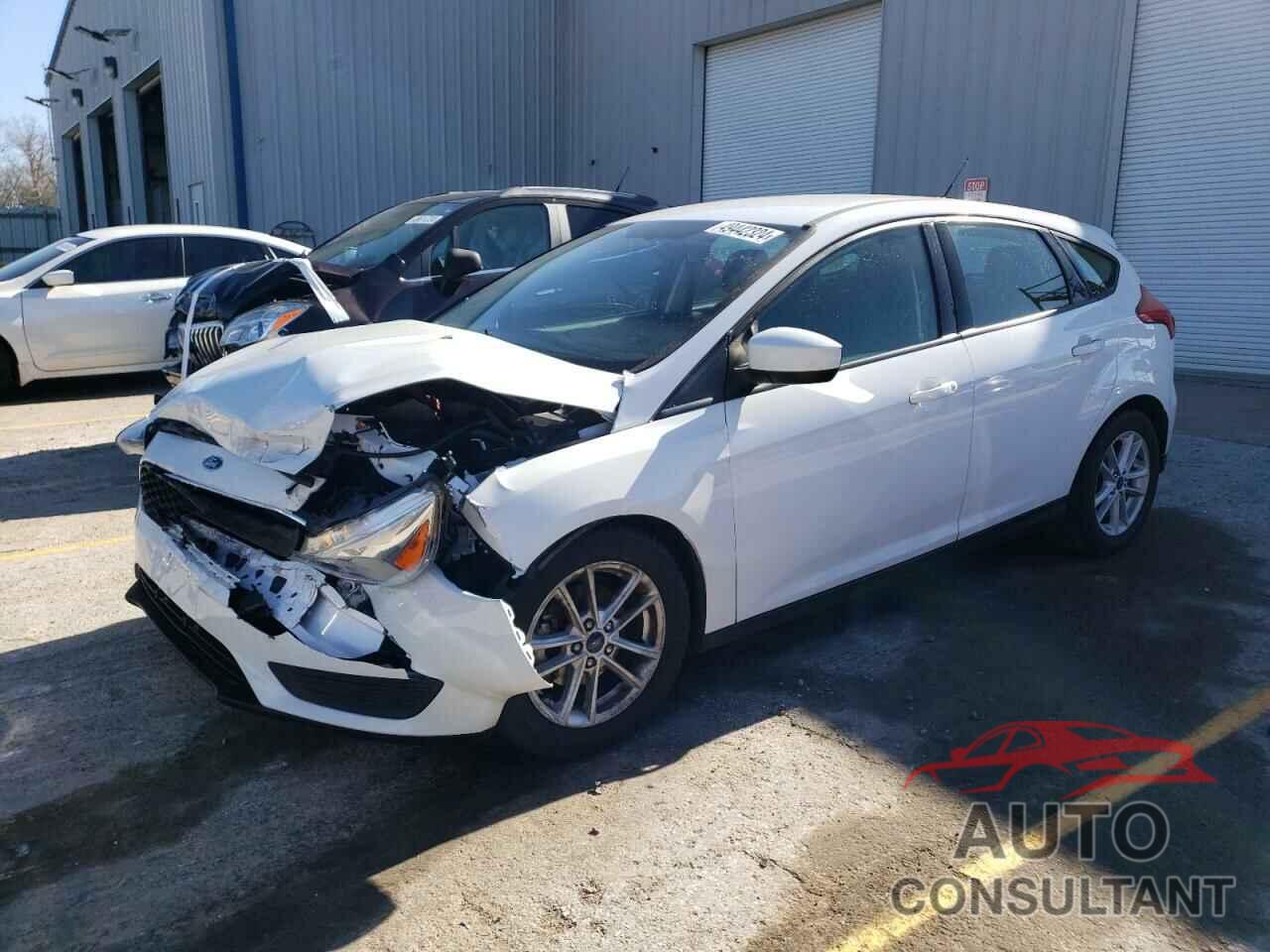 FORD FOCUS 2018 - 1FADP3K23JL280001