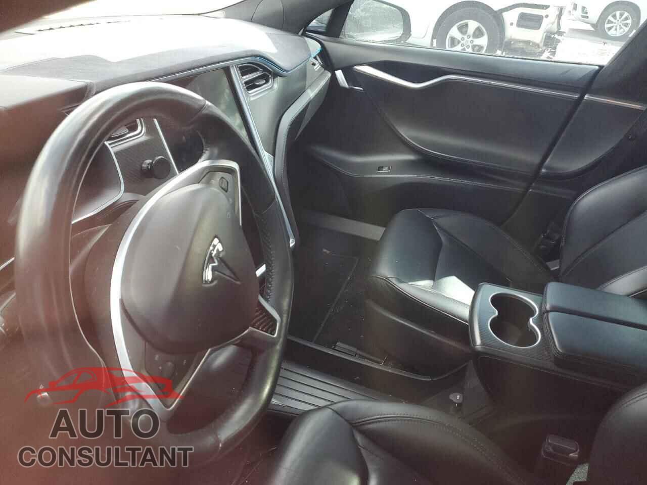 TESLA MODEL S 2016 - 5YJSA1E44GF121309