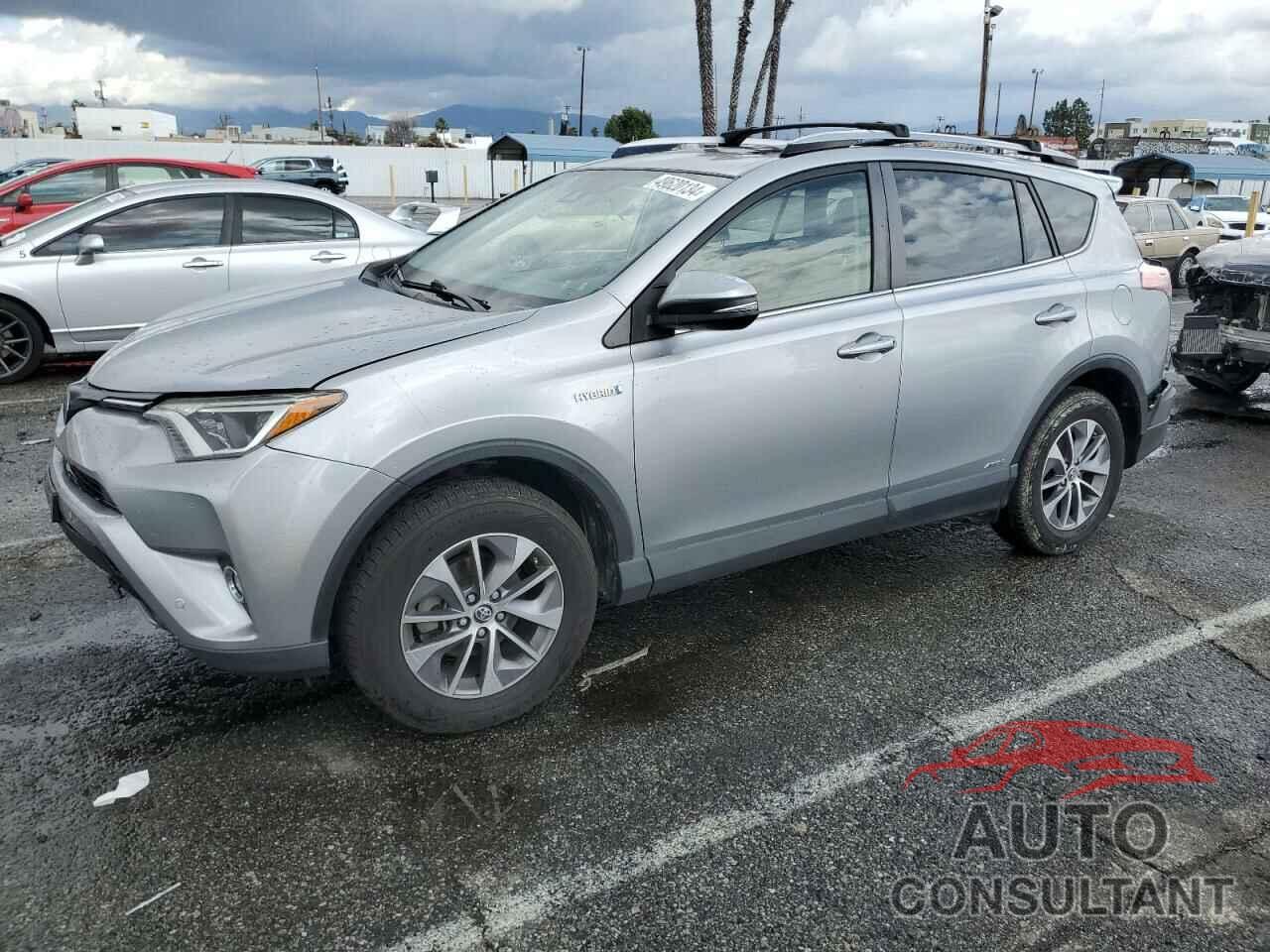 TOYOTA RAV4 2017 - JTMRJREV9HD084806