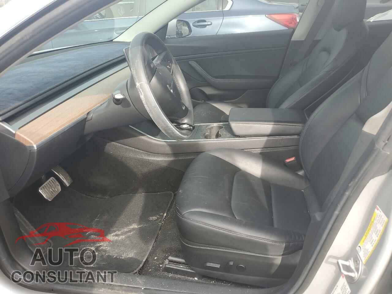 TESLA MODEL 3 2018 - 5YJ3E1EB8JF091245