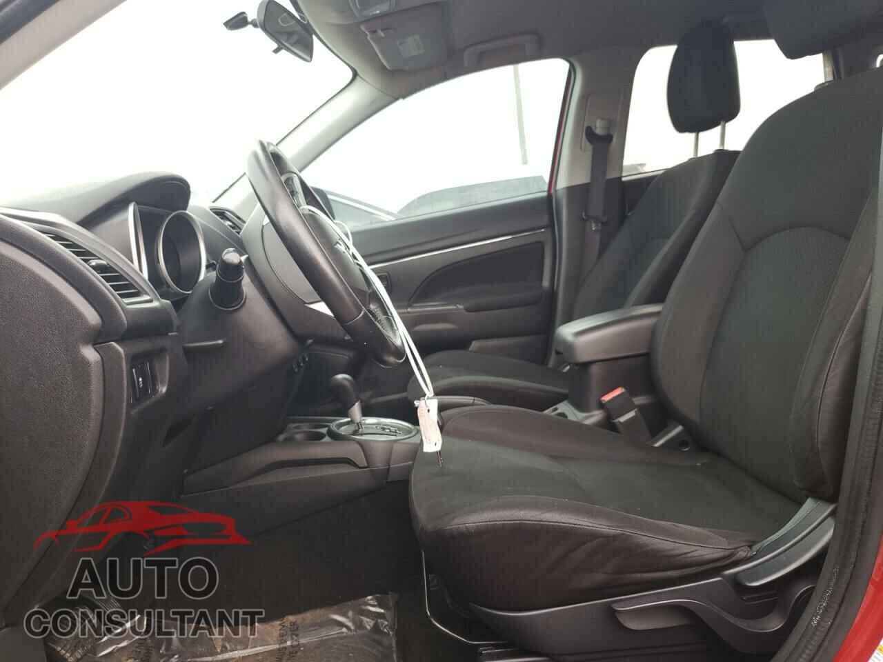 MITSUBISHI OUTLANDER 2015 - 4A4AP3AU6FE022821
