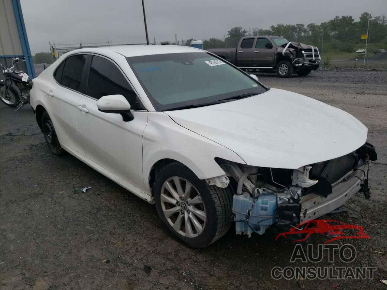 TOYOTA CAMRY 2018 - 4T1B11HKXJU065221