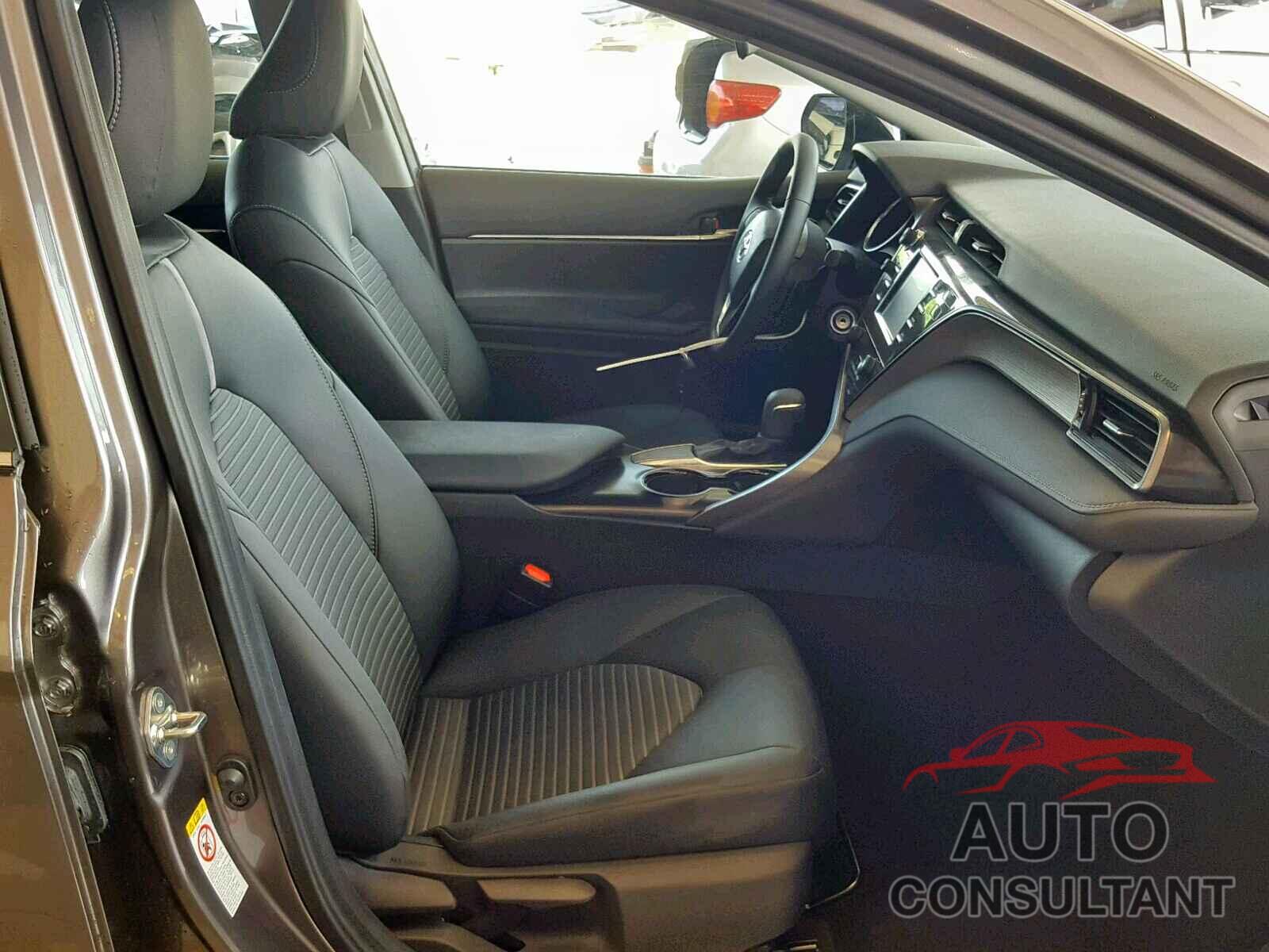 TOYOTA CAMRY 2019 - 4T1B11HK8KU766065