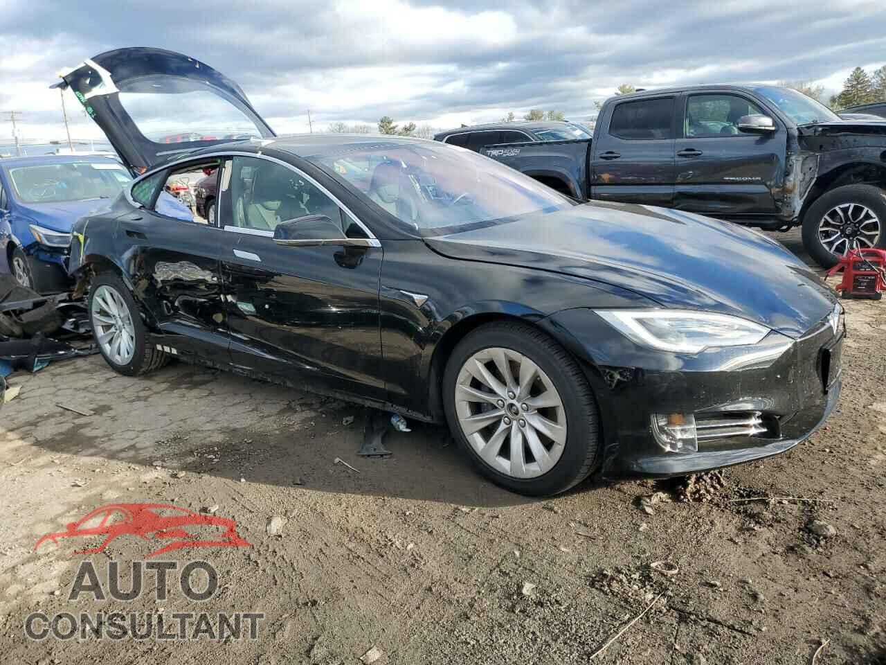 TESLA MODEL S 2020 - 5YJSA1E20LF358663