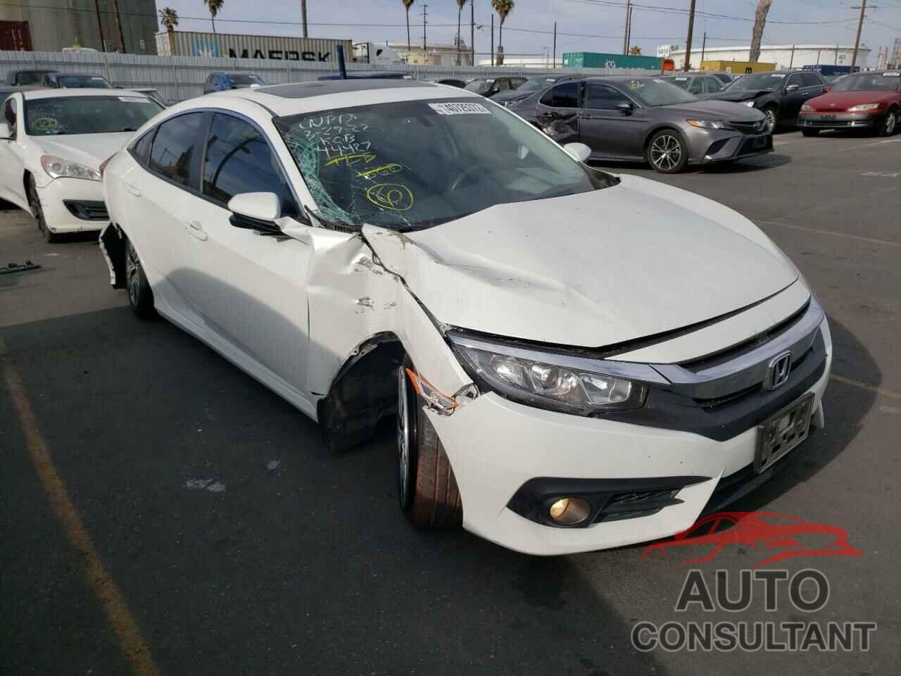 HONDA CIVIC 2018 - JHMFC1F30JX030261