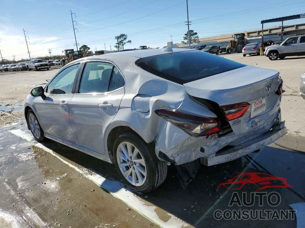 TOYOTA CAMRY 2023 - 4T1C11AK2PU126438