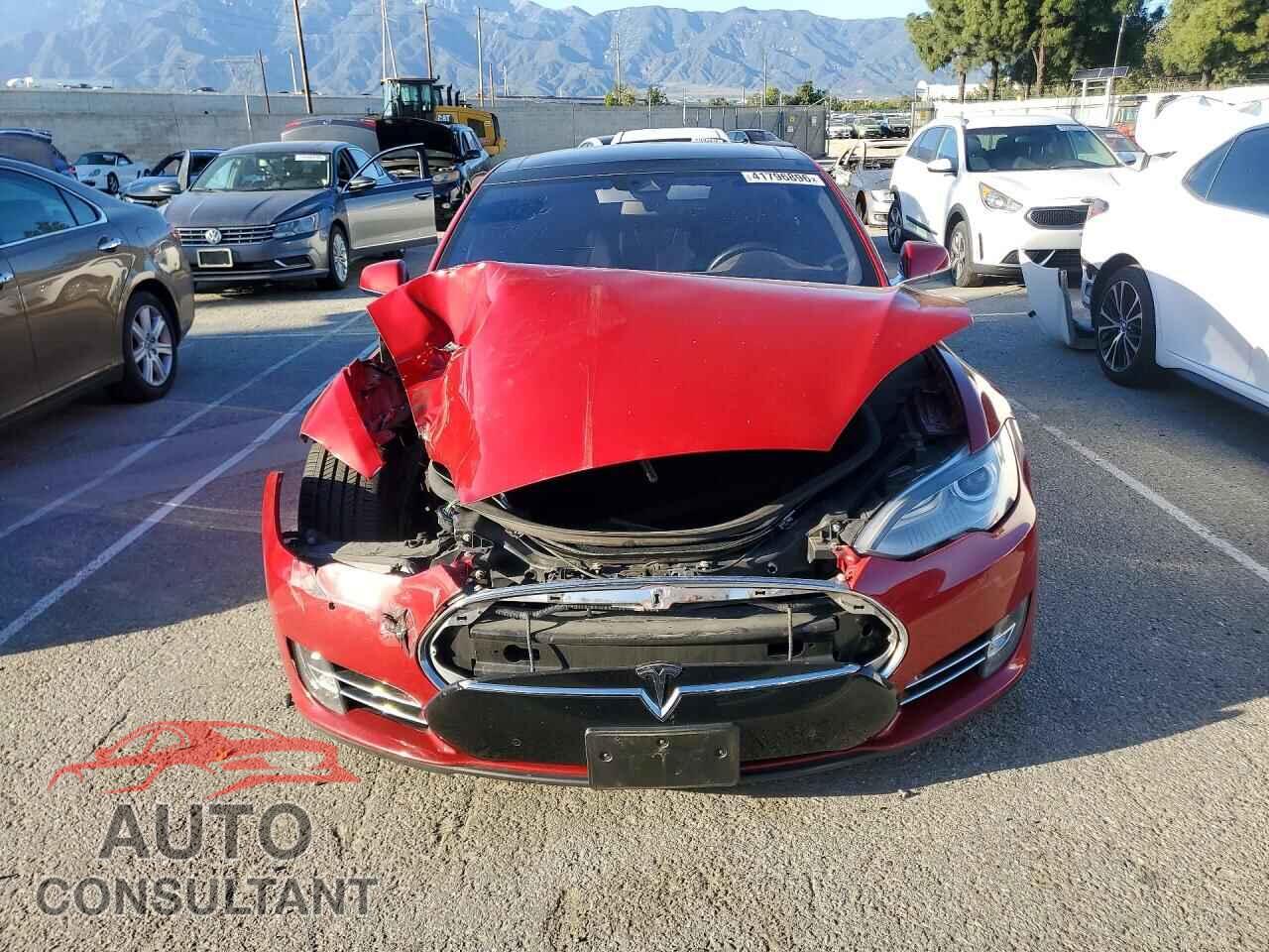 TESLA MODEL S 2015 - 5YJSA1E20FF117450