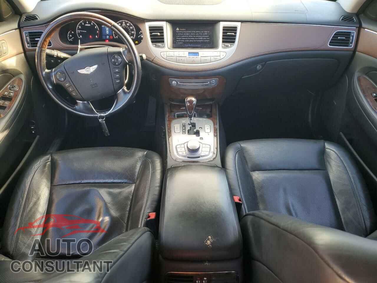 HYUNDAI GENESIS 2009 - KMHGC46F09U032652