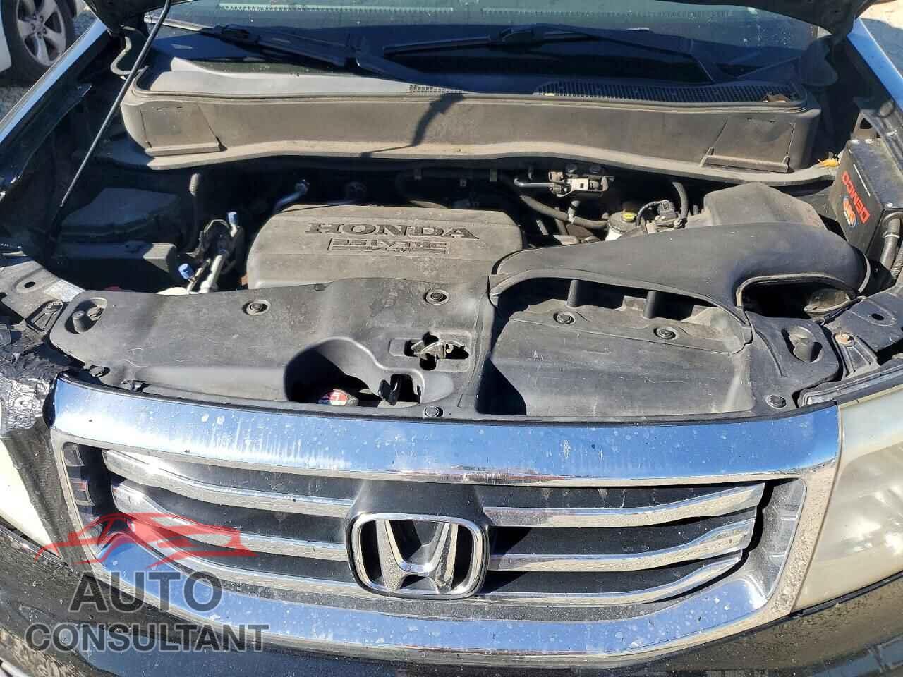 HONDA PILOT 2014 - 5FNYF4H73EB003011