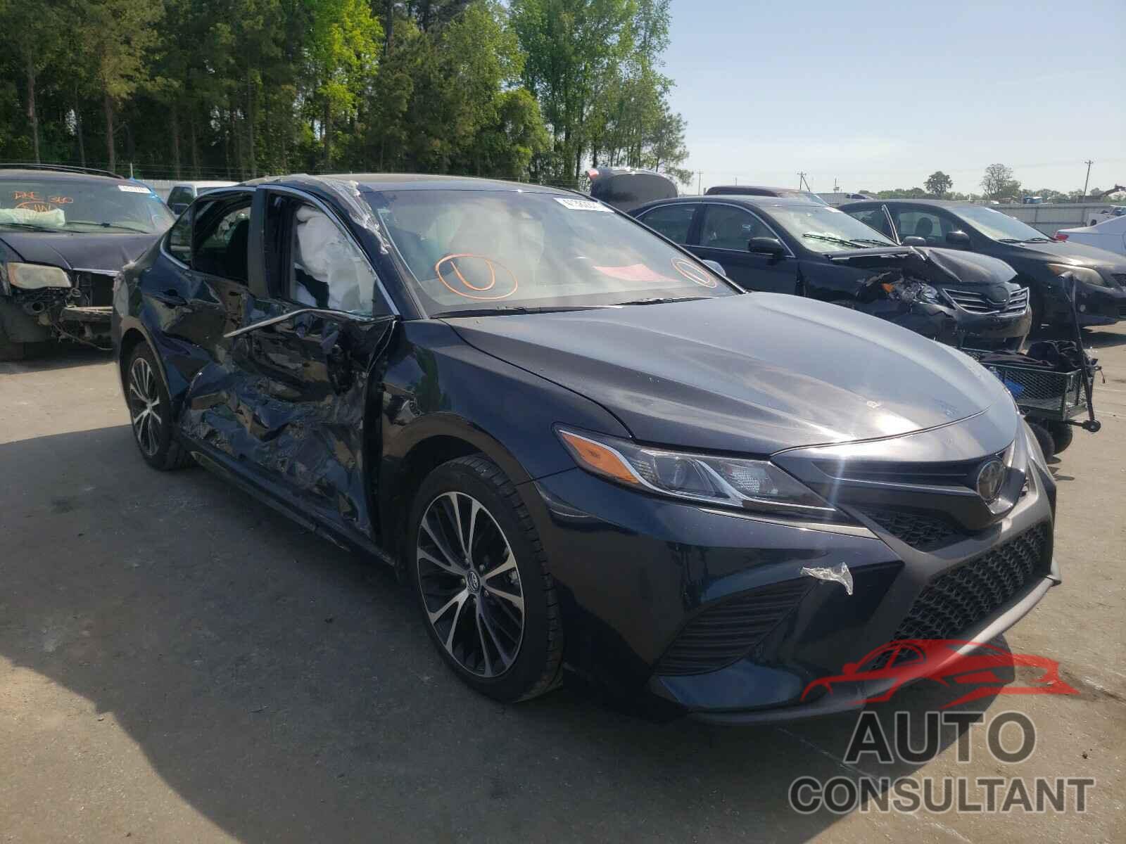 2019 CAMRY TOYOTA