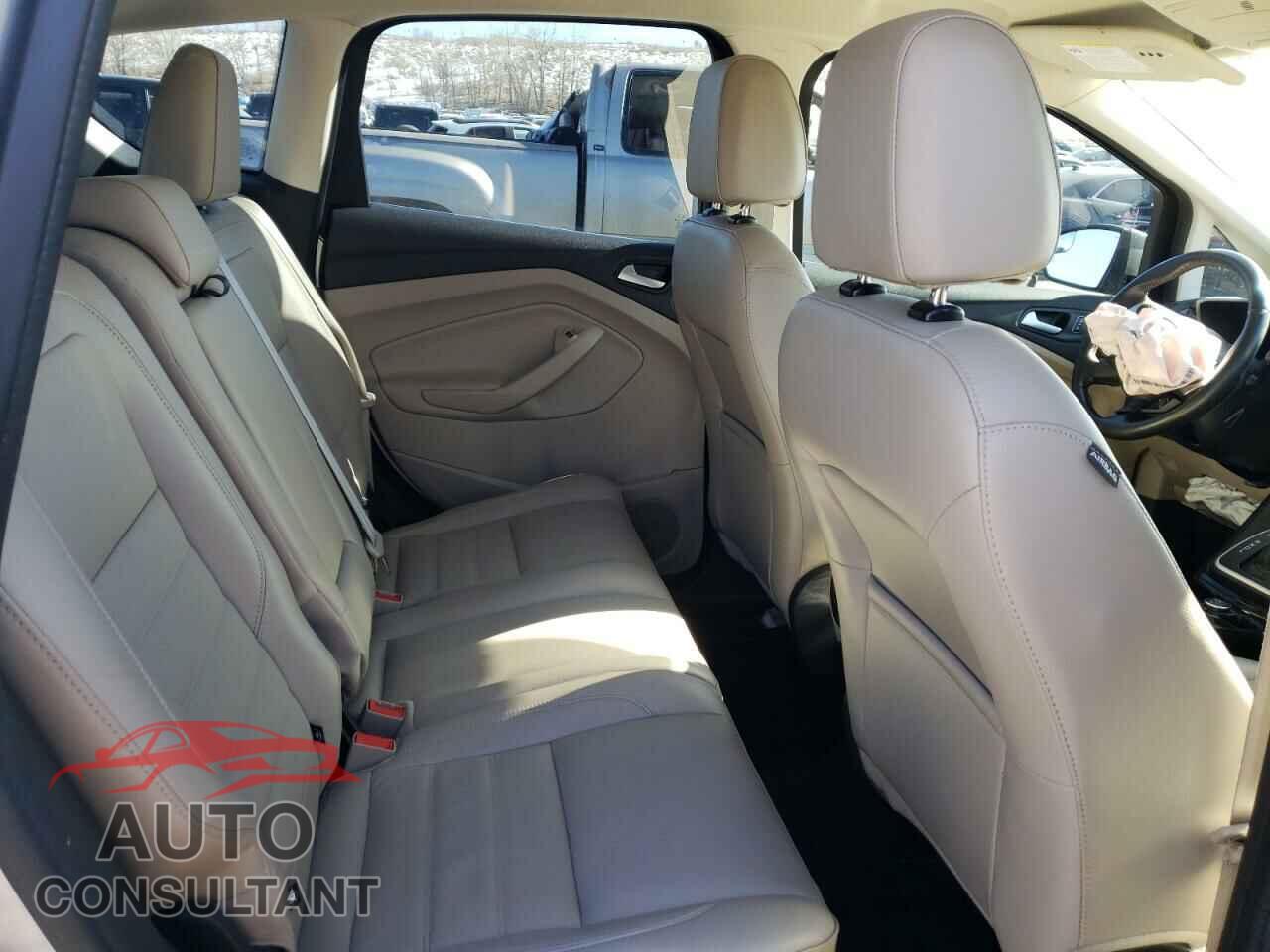 FORD CMAX 2017 - 1FADP5DU4HL110959