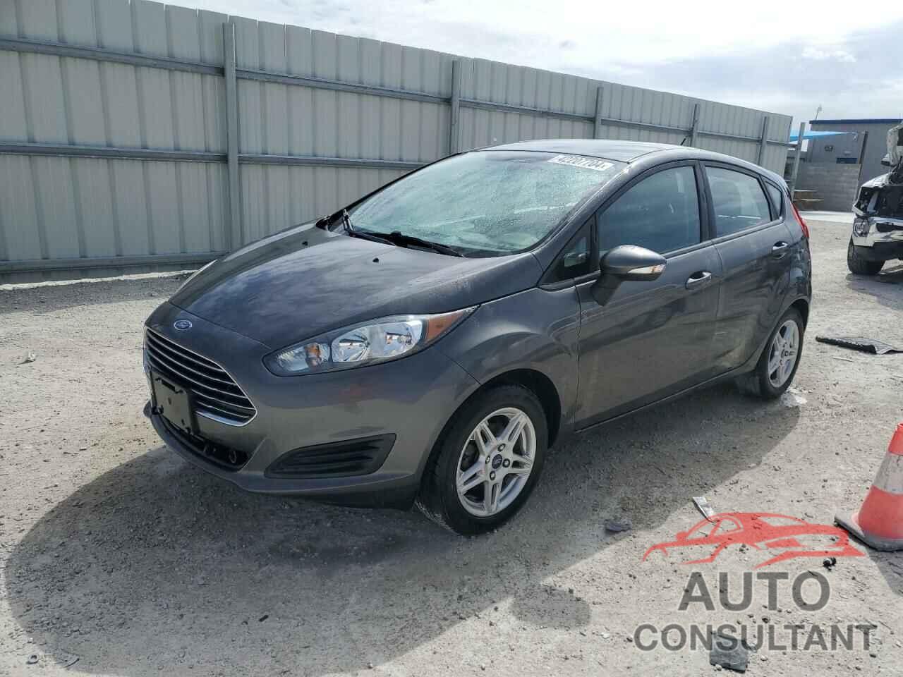 FORD FIESTA 2018 - 3FADP4EJ2JM131988