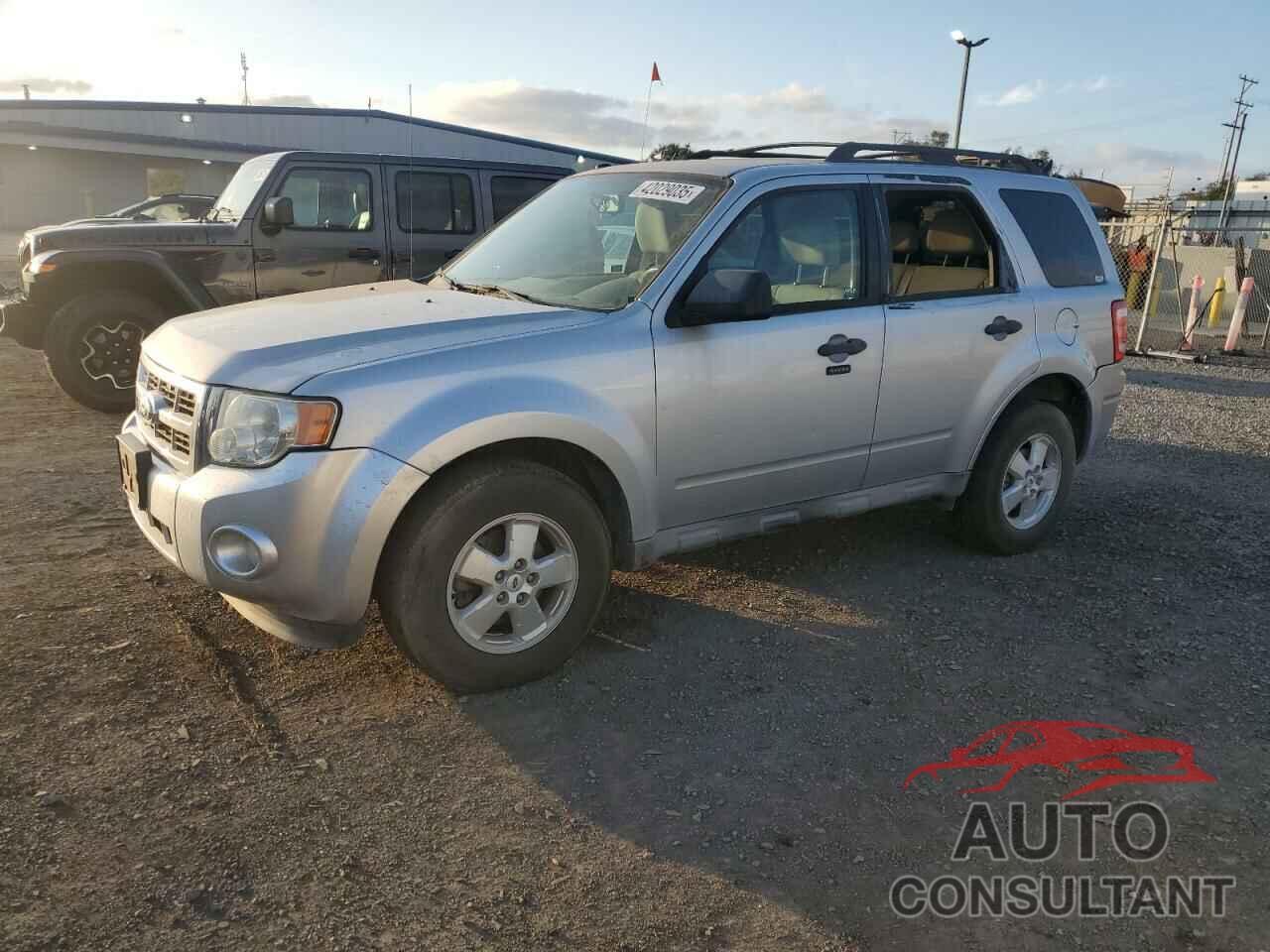 FORD ESCAPE 2010 - 1FMCU0D76AKB81390
