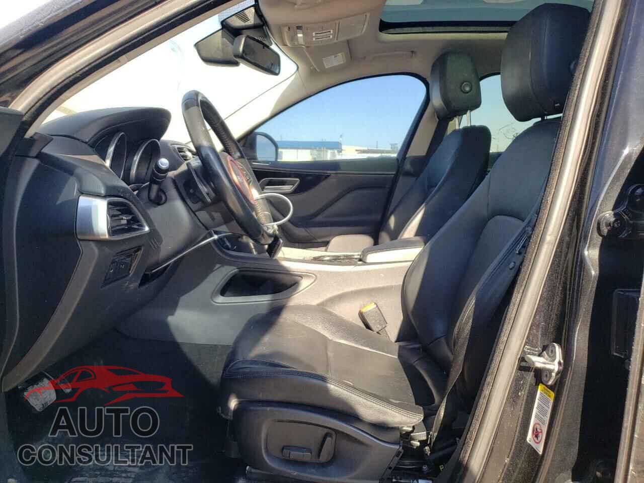 JAGUAR F-PACE 2017 - SADCS2BV8HA059691