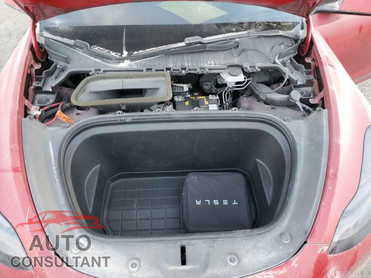 TESLA MODEL Y 2020 - 5YJYGDEE3LF011297