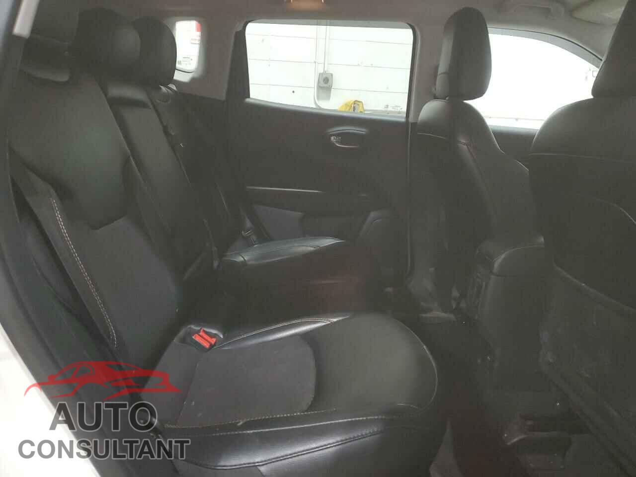 JEEP COMPASS 2020 - 3C4NJDBB1LT255871