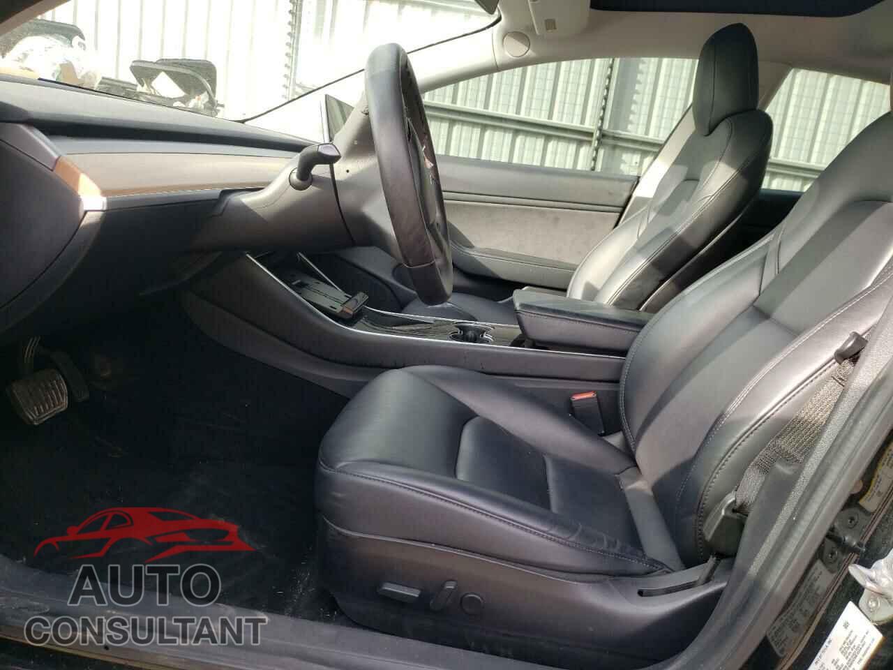 TESLA MODEL 3 2020 - 5YJ3E1EBXLF710432