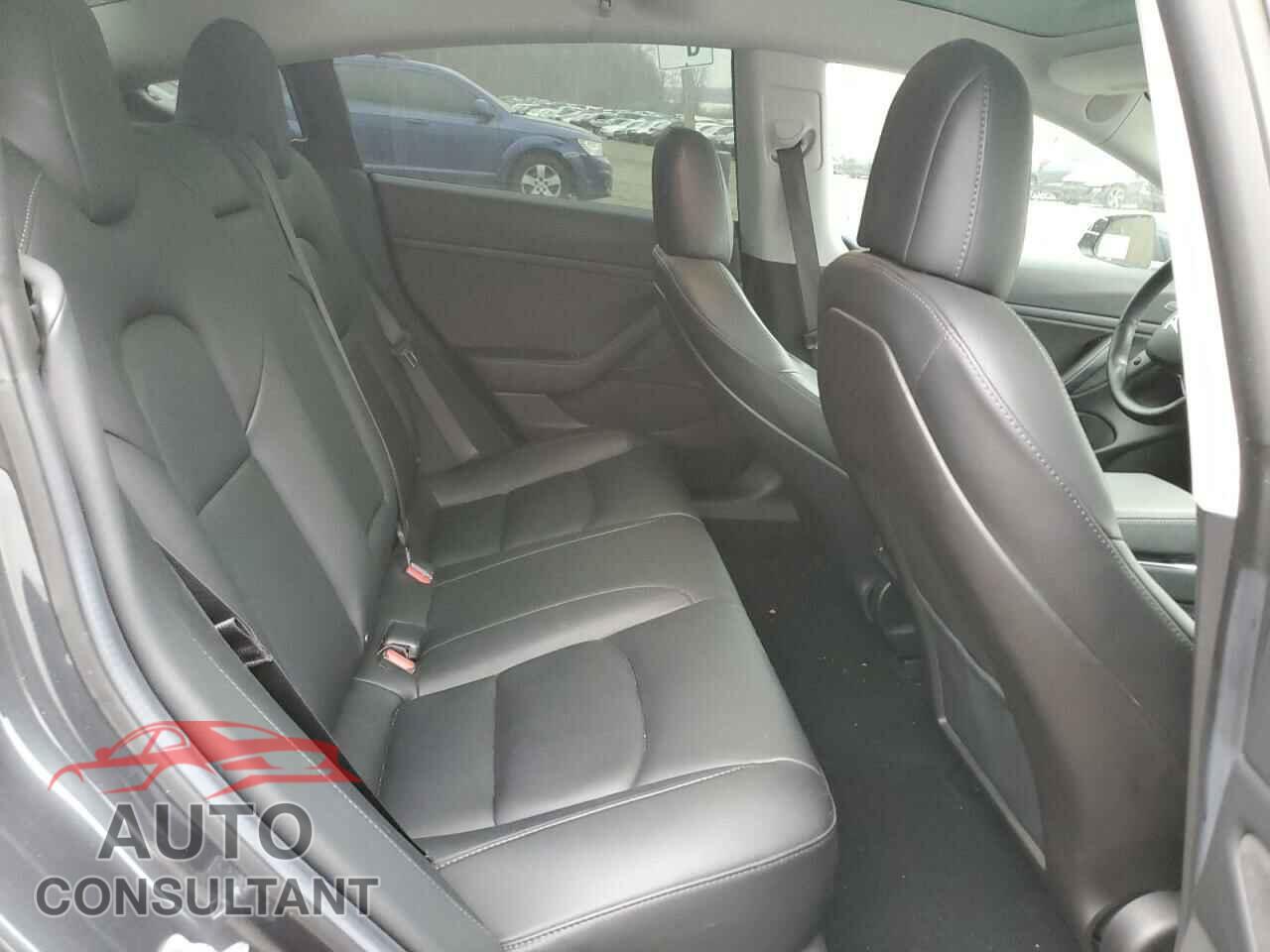TESLA MODEL 3 2019 - 5YJ3E1EB4KF510080