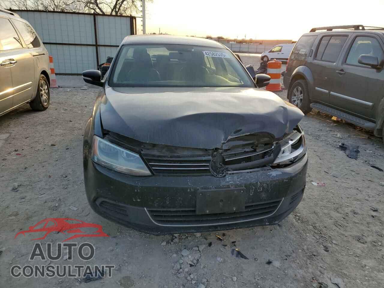 VOLKSWAGEN JETTA 2013 - 3VWDP7AJ2DM422350