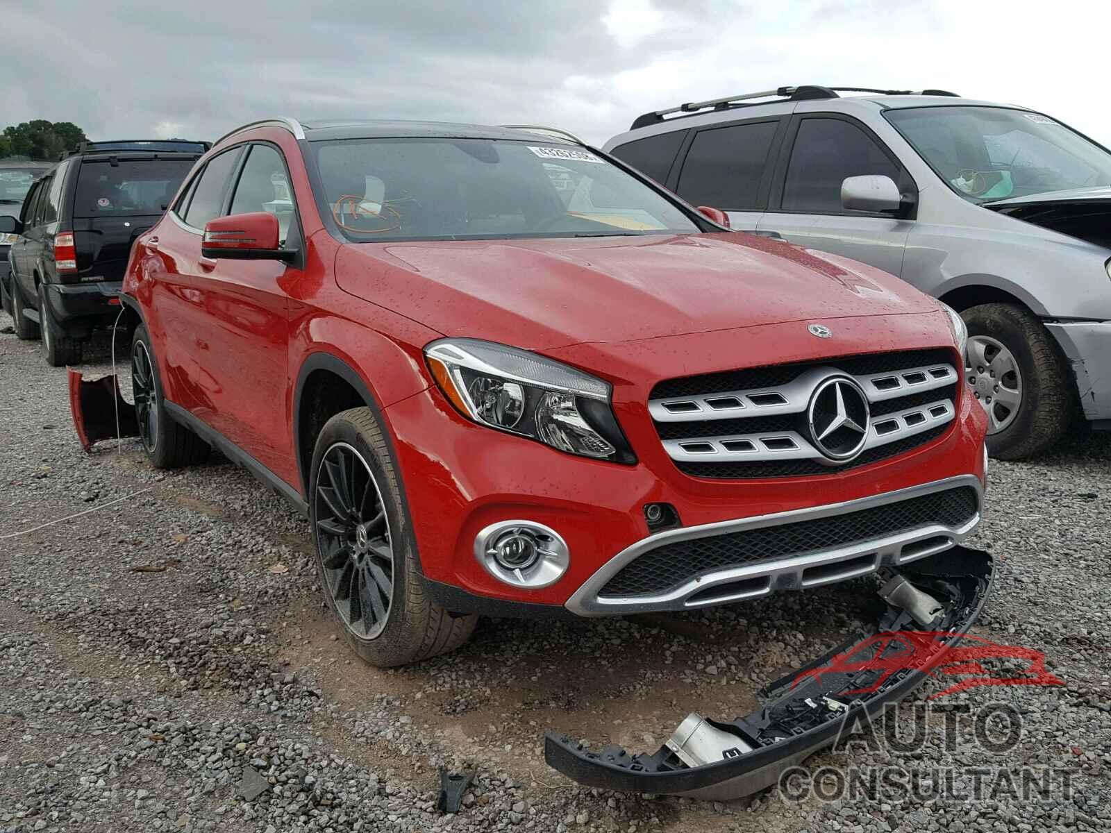 MERCEDES-BENZ GLA 250 4MATIC 2018 - WDCTG4GB1JJ406995