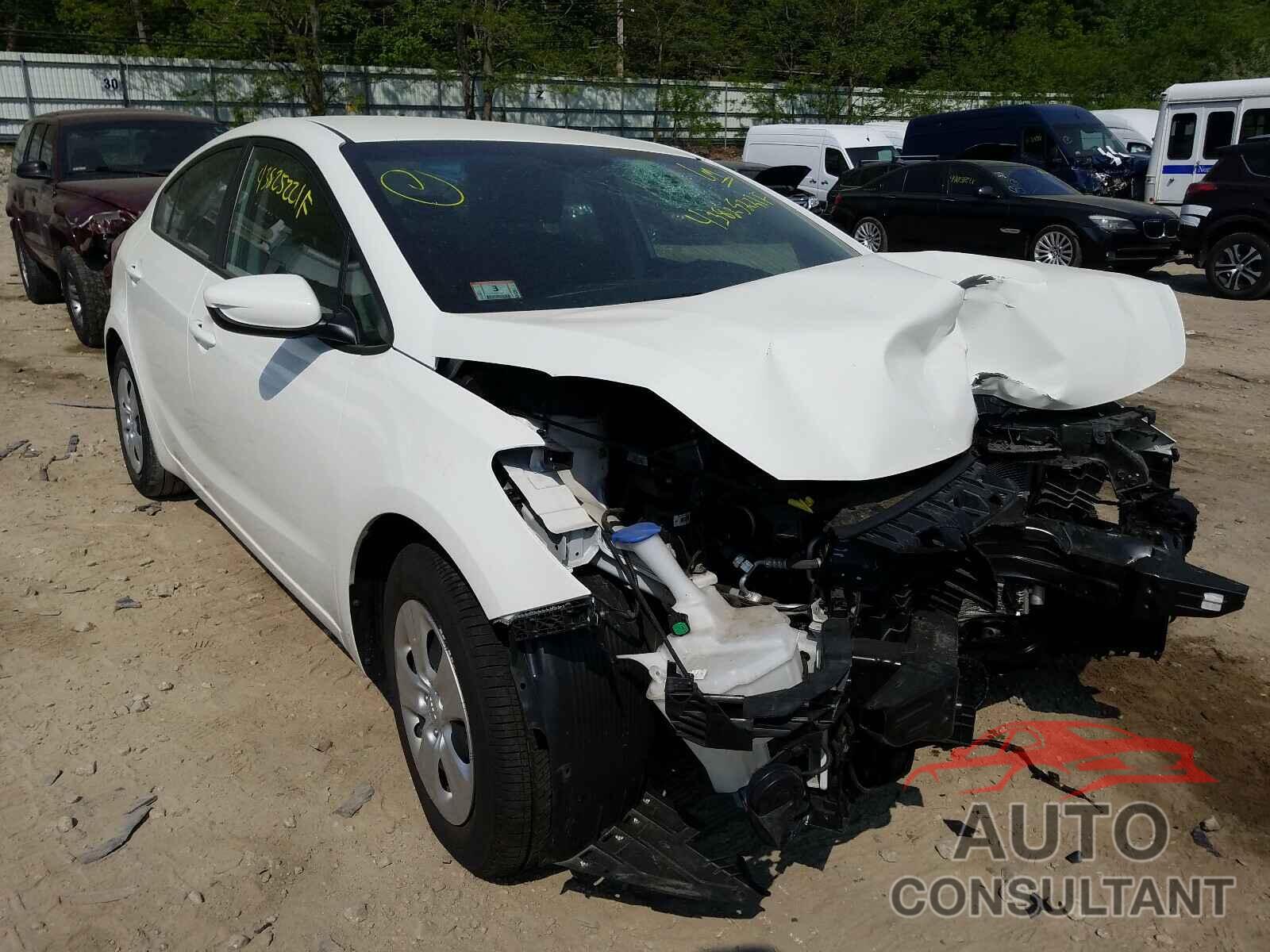 KIA FORTE 2018 - 3KPFK4A76JE219805