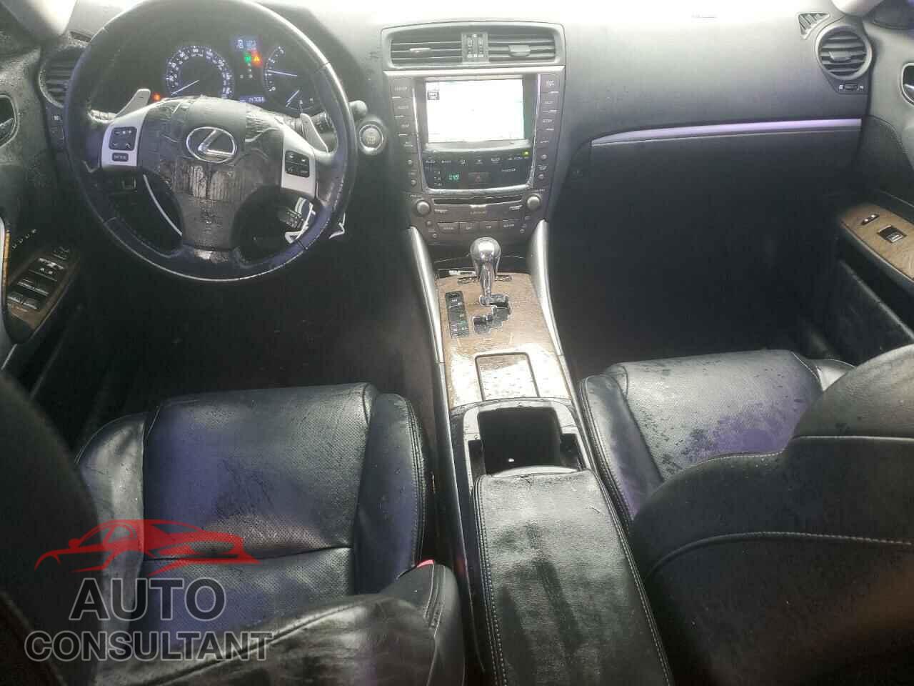 LEXUS IS 2011 - JTHCE5C22B5001387