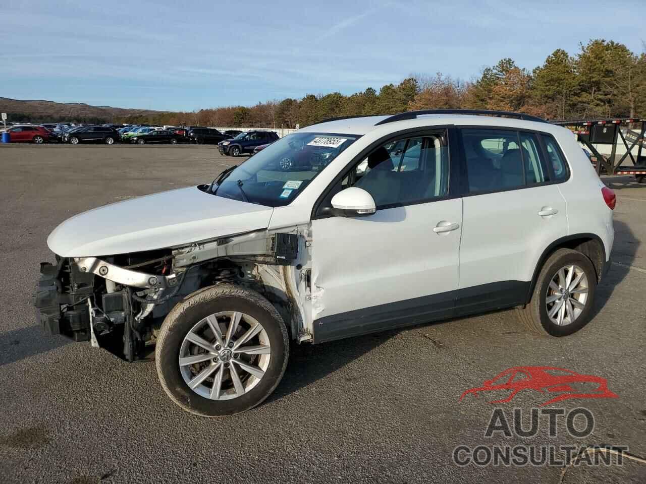 VOLKSWAGEN TIGUAN LIM 2018 - WVGBV7AX0JK004775