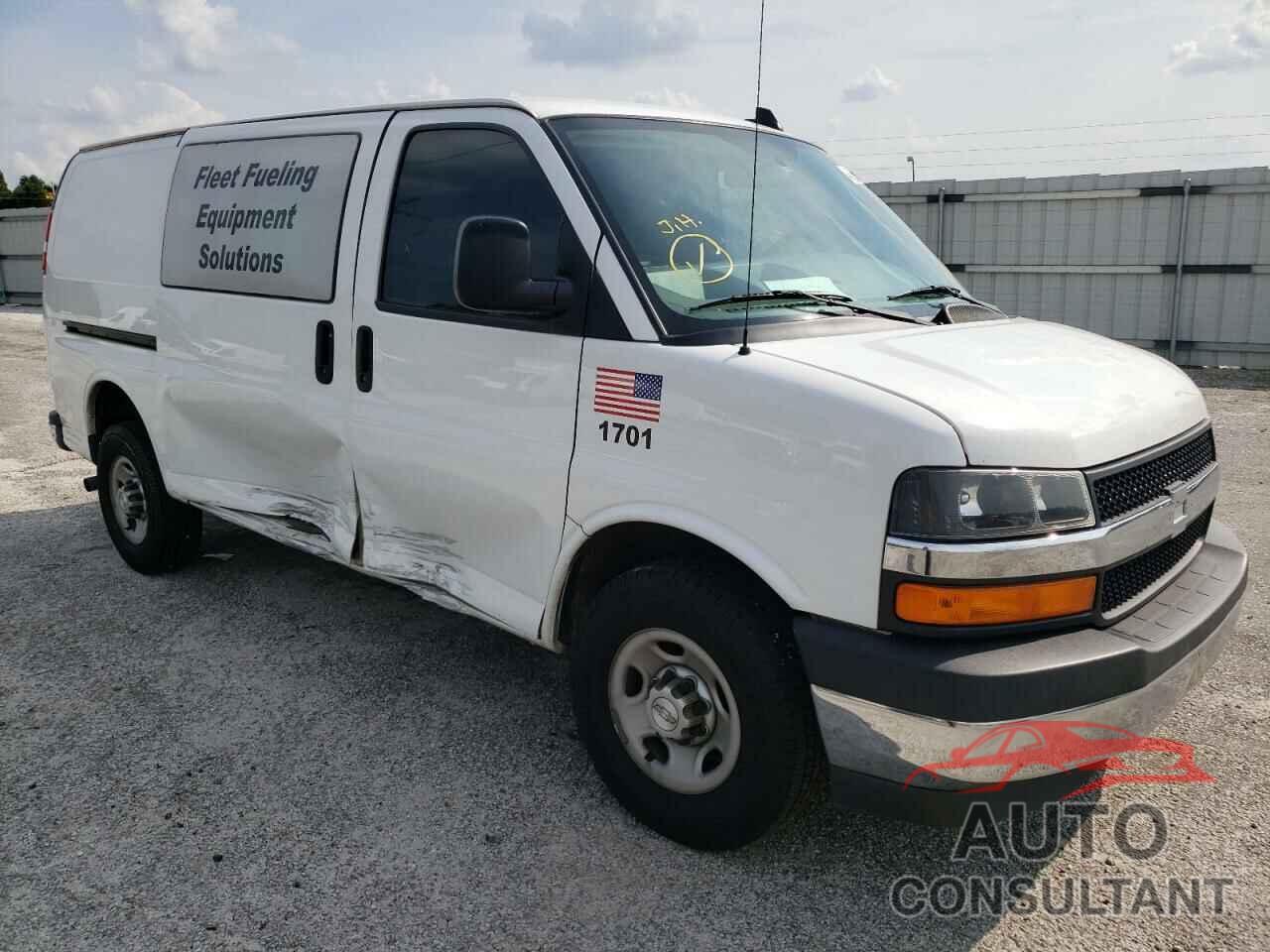 CHEVROLET EXPRESS 2017 - 1GCWGAFG9H1197885