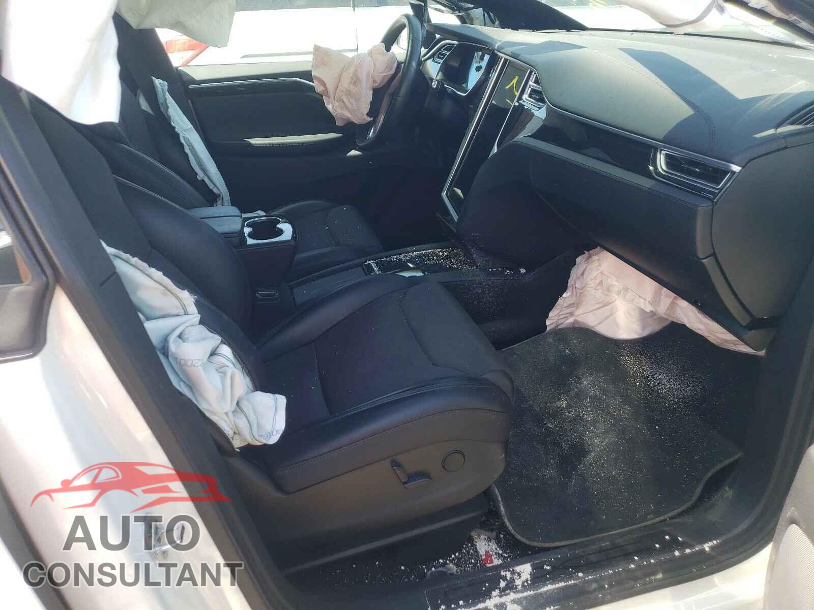 TESLA MODEL X 2017 - 5YJXCBE22HF078207