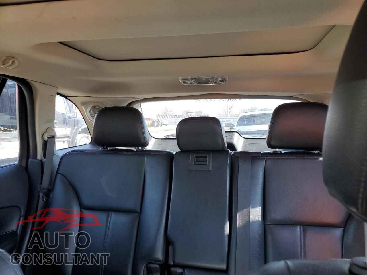FORD EDGE 2011 - 2FMDK4KC2BBA65584