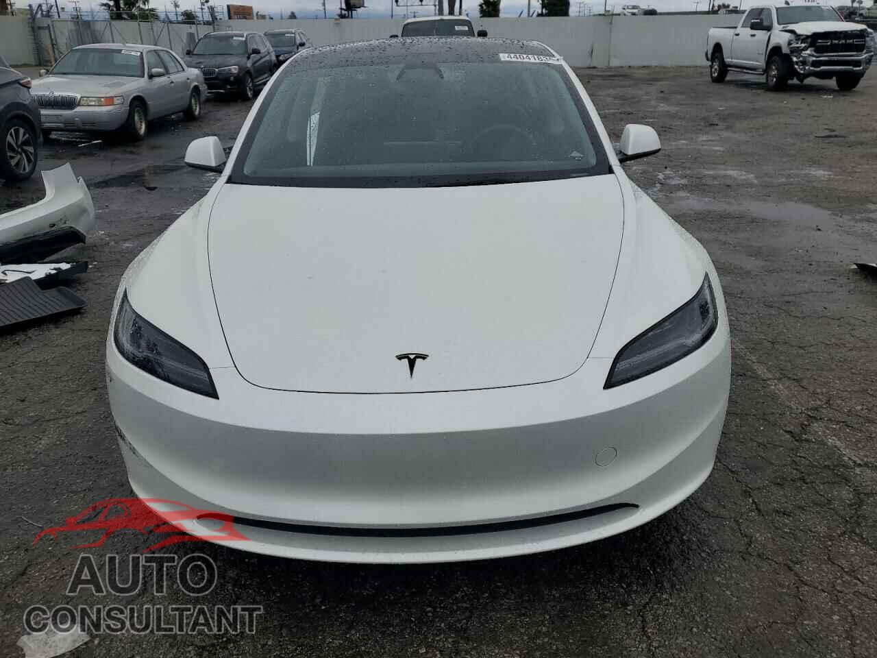 TESLA MODEL 3 2024 - 5YJ3E1EA1RF868707