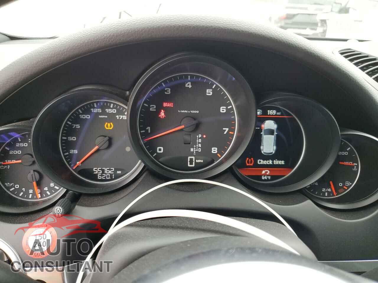 PORSCHE CAYENNE 2017 - WP1AA2A22HKA84219