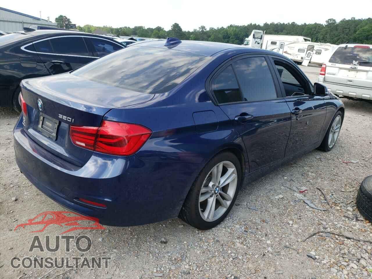BMW 3 SERIES 2016 - WBA8E1G56GNU10355