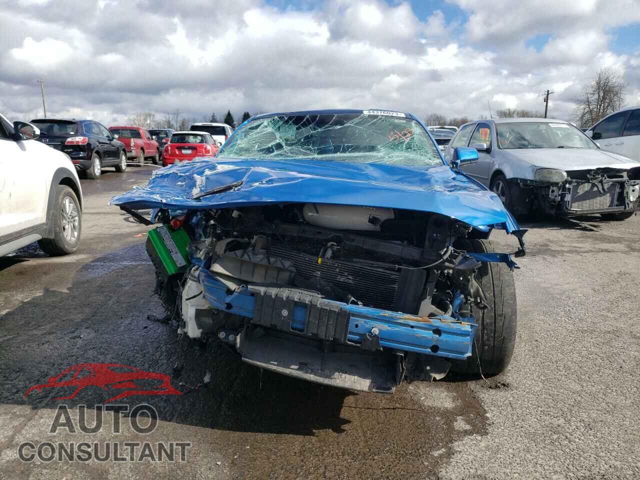 FORD MUSTANG 2019 - 1FA6P8CFXK5142873