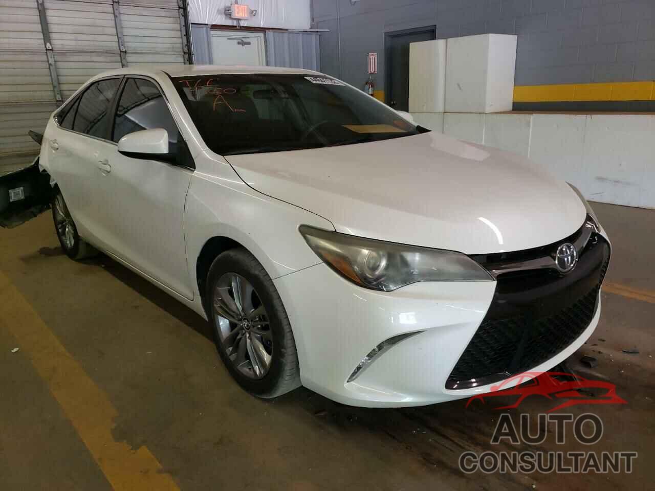 TOYOTA CAMRY 2016 - 4T1BF1FK8GU544007