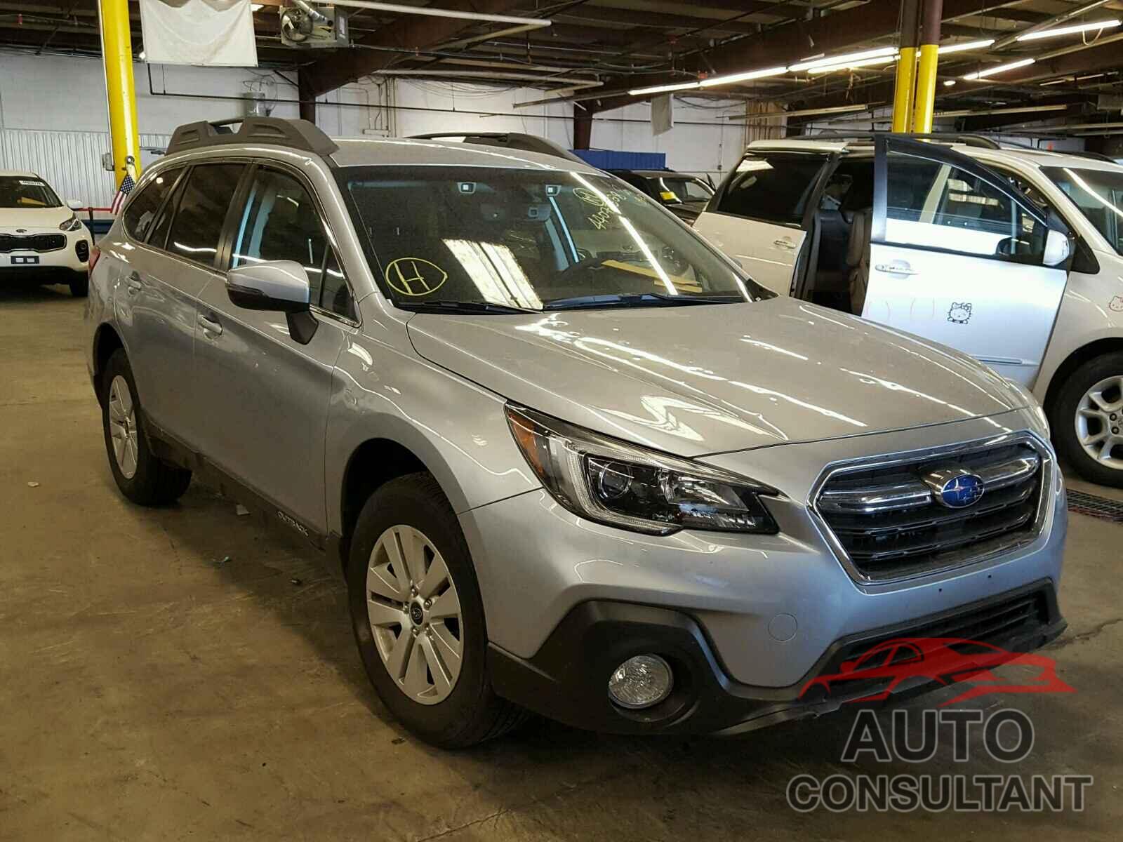 SUBARU OUTBACK 2.5I PREMIUM 2018 - 4S4BSAFC4J3365612