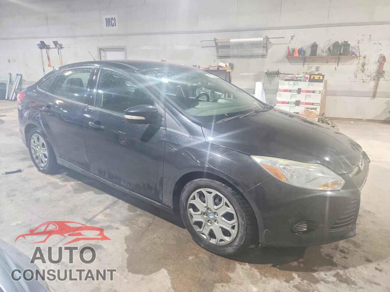 FORD FOCUS 2014 - 1FADP3F2XEL331414