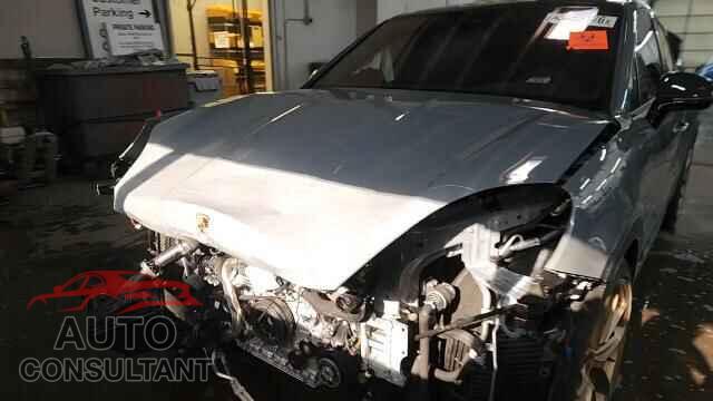 PORSCHE CAYENNE 2024 - WP1BK2AY6RDA72344